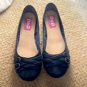 Black flats, size 8, worn once, Excellent condition